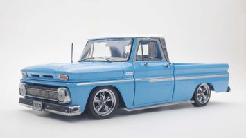 Chevrolet C-10 Stepside Pick Up Low Rider, light blue, 1965